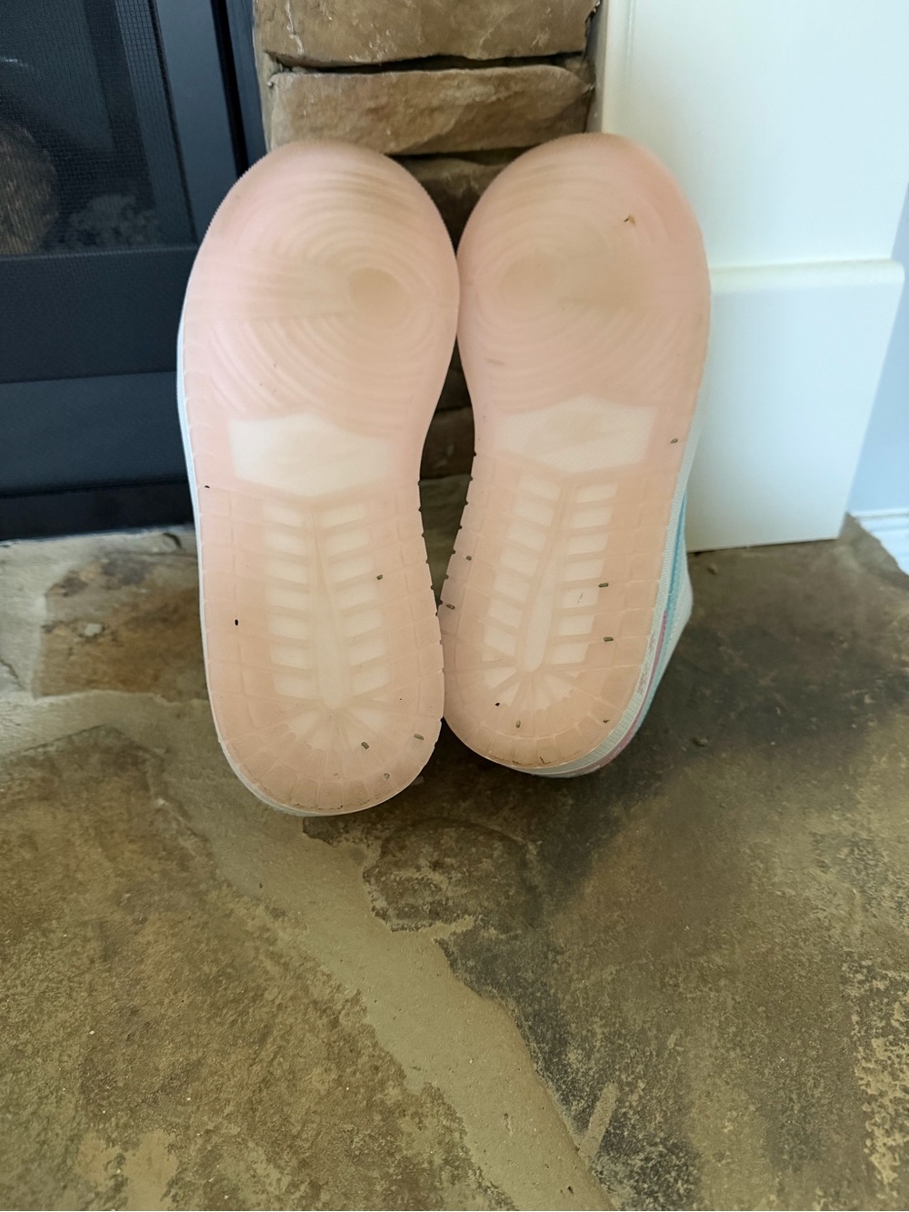 Air Jordan 1 Low SE 'Paw Print' sneakers - Picture 3 of 3